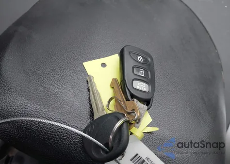 2013 Hyundai Elantra Gls from USA, damaged, VIN 5NPDH4AE7DH325006